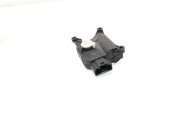Audi A3/S3 8L (2000 - 2003) 0132801345 Двигатель задвижки потока воздуха — фото 4