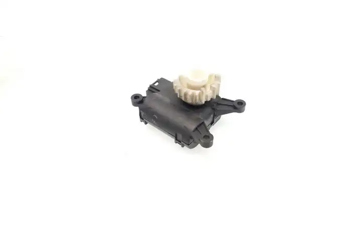 Audi A3/S3 8L (2000 - 2003) 1K0907511D Двигатель задвижки потока воздуха — фото 4