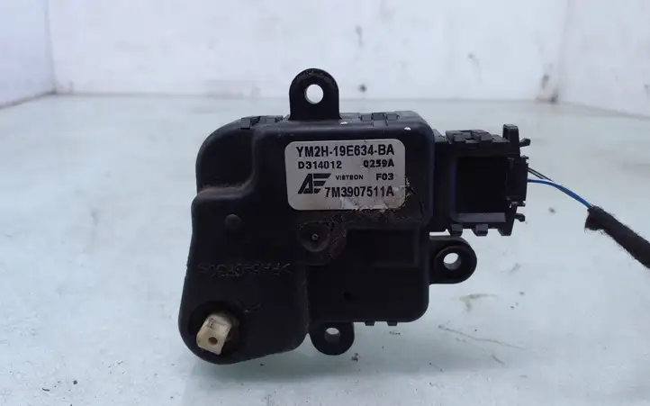 Volkswagen Sharan (2000 - 2003) 7M3907511A Двигатель задвижки потока воздуха — фото 3