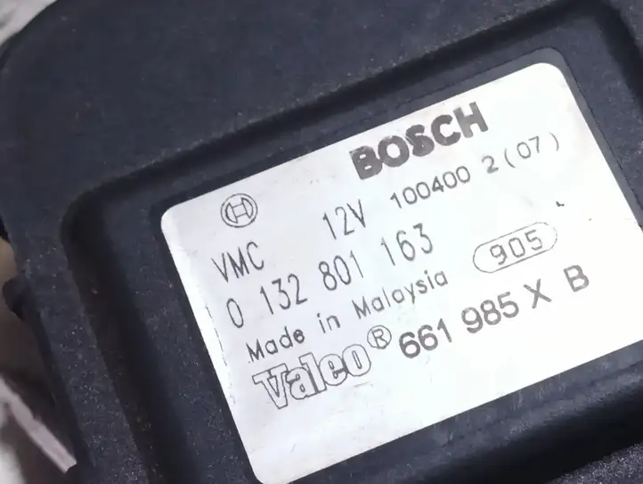 Renault Scenic I (1996 - 2003) 0132801163 Двигатель задвижки потока воздуха — фото 2