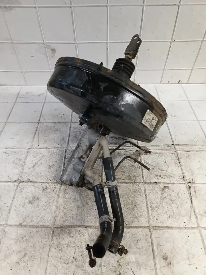 Nissan (2000 - 2006) 46007BU211 Вакуумный усилитель тормозов — фото 1