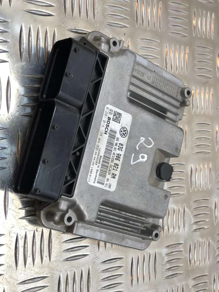 03G906021RN Volkswagen Touran I Galios (ECU) modulis