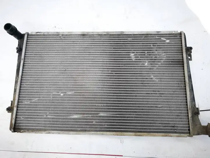 Volkswagen PASSAT B6 (2005 - 2010)   Радиатор охлаждающей жидкости