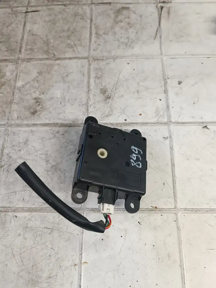 Nissan 3C27030850 Двигатель задвижки потока воздуха — фото 1