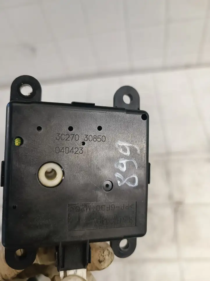 Nissan 3C27030850 Двигатель задвижки потока воздуха — фото 3