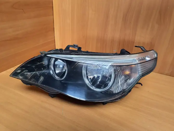 BMW 5 E60 E61 (2004 - 2010)  15876100 Передняя фара