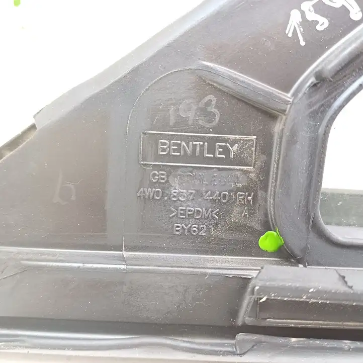 Bentley Flying Spur (2013 - 2019) 4W0837440 Форточка двери — фото 5