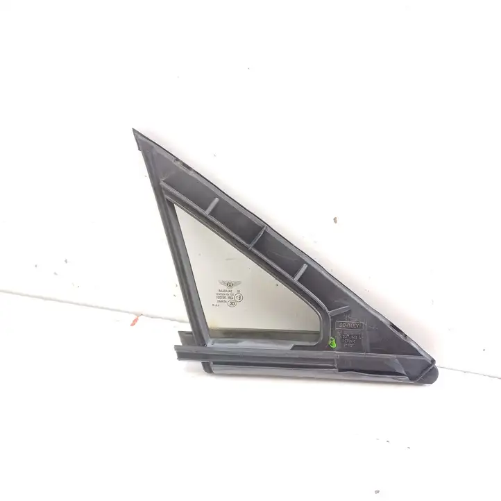 Bentley Flying Spur (2013 - 2019)  4W0837439 Маленькое стекло 