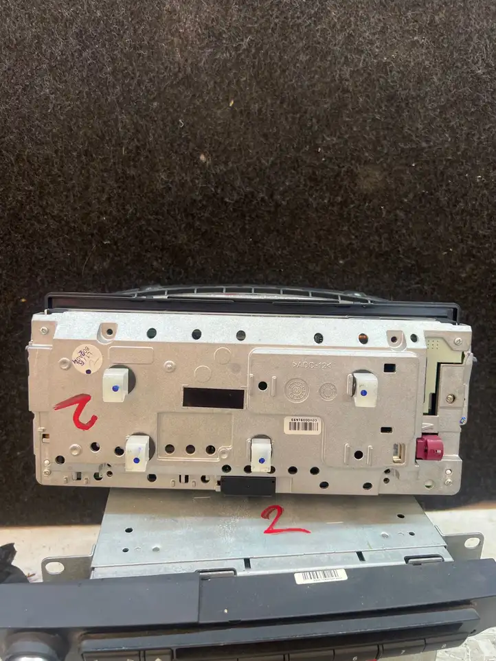 BMW 5 E60 E61   919886201 Радио/ проигрыватель CD/DVD / навигация