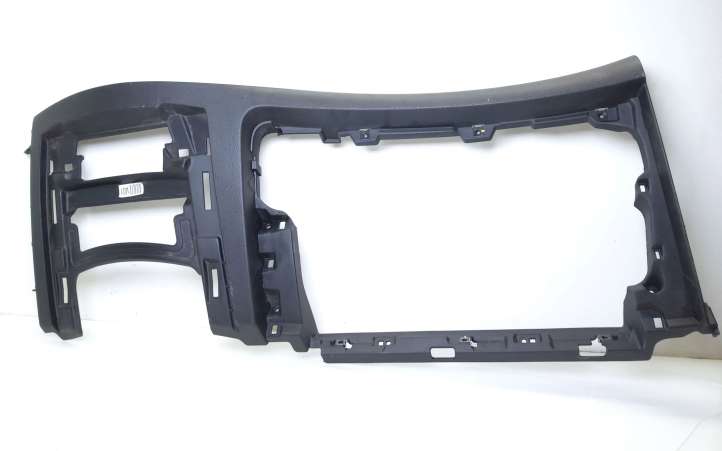 845423Z000 Hyundai i40 Panelės apdailos skydas (centrinis)