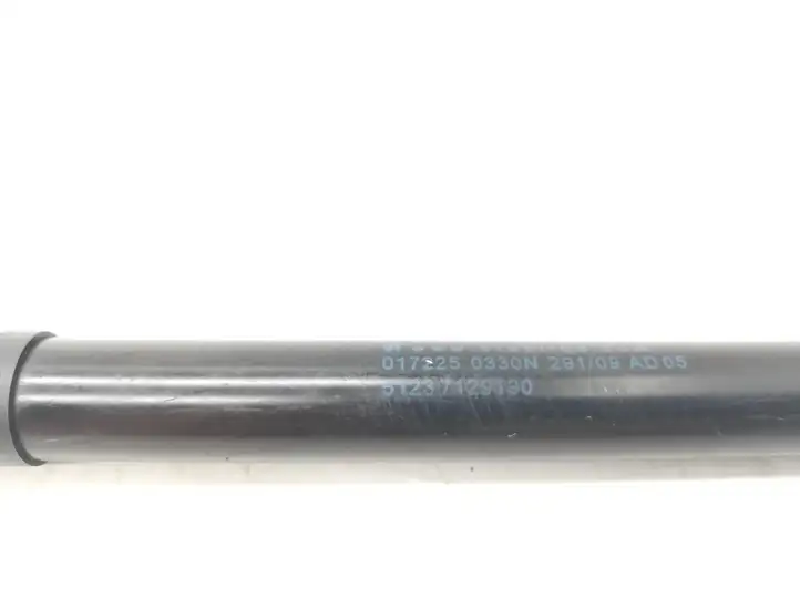 BMW 3 E90 E91 (2005 - 2012)  51237129190  Амортизатор капота