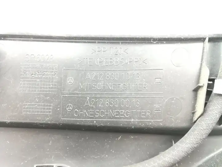 Mercedes-Benz E W212 (2009 - 2016) A2128300013 Жабо стеклоочистителей — фото 5