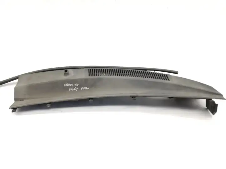 Toyota Yaris (2009 - 2012) 557810D100 Жабо стеклоочистителей — фото 1