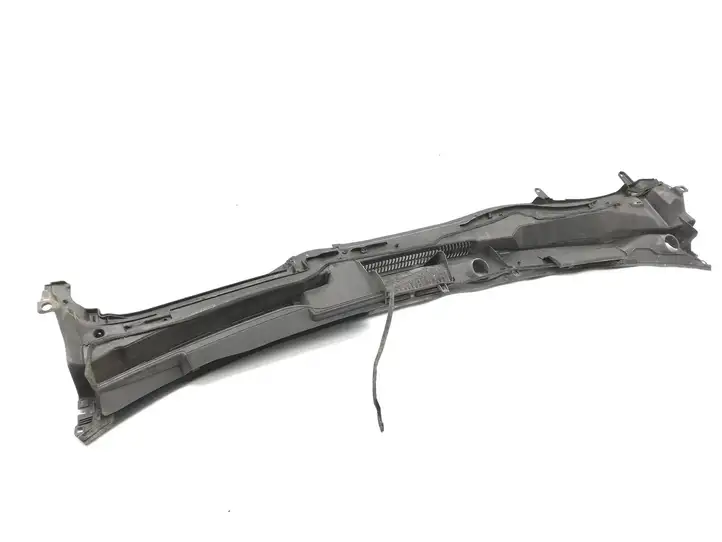 Lexus IS 220D-250-350 (2005 - 2010) 45620110800 Жабо стеклоочистителей — фото 3