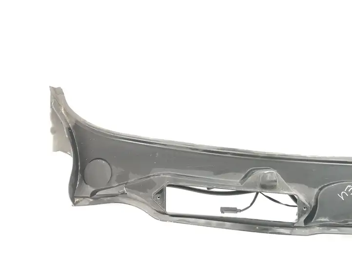 BMW 3 E90 E91 (2005 - 2012) 15677210 Жабо стеклоочистителей — фото 3