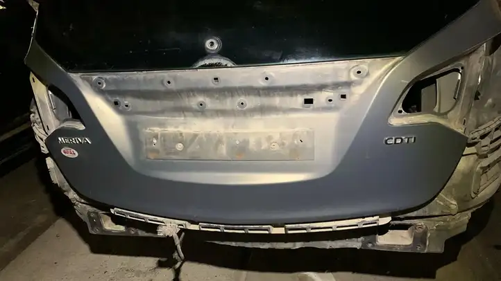 Opel Meriva B (2010 - 2014) Крышка багажника — фото 2