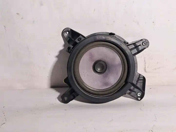 Volvo V70 (2000 - 2004) 9459548 Динамики передних дверей — фото 1