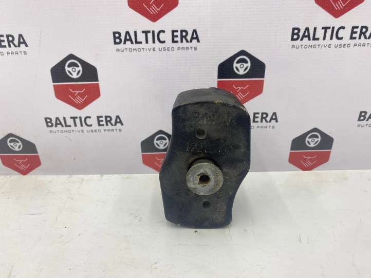 6874259 BMW 3 G20 G21 Kita dugno detalė