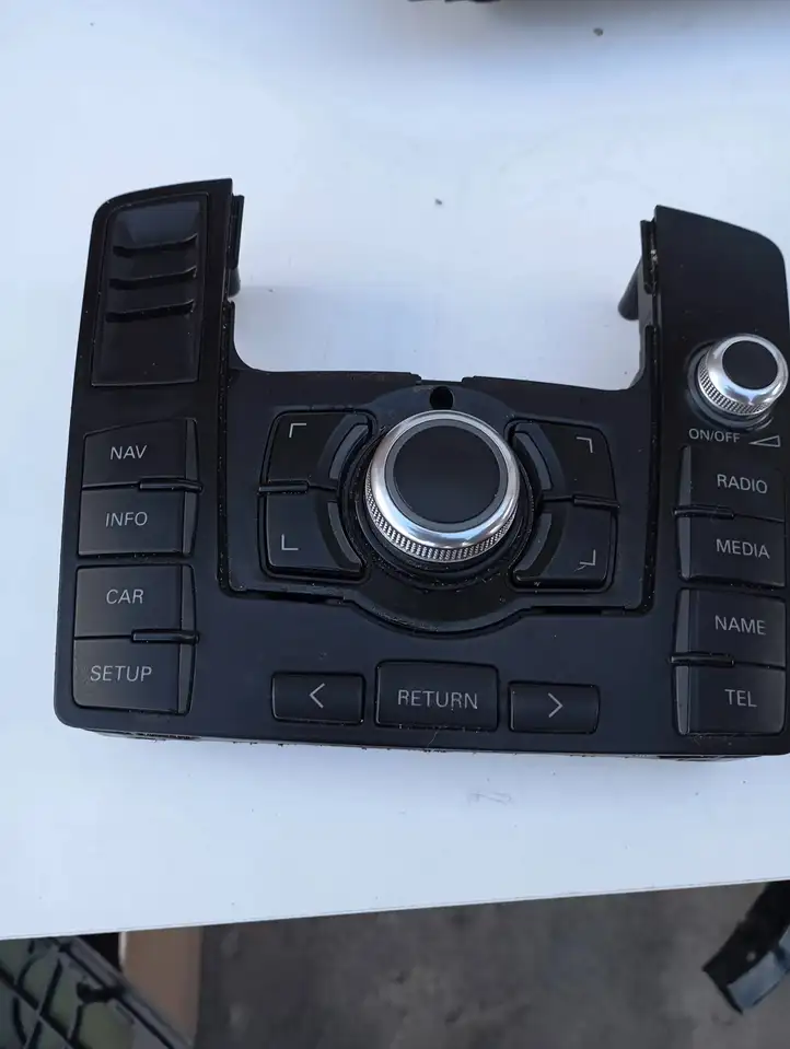 Audi Q7 4L (2005 - 2009) 4L0919610 Контроллер мультимедийной системы — фото 1
