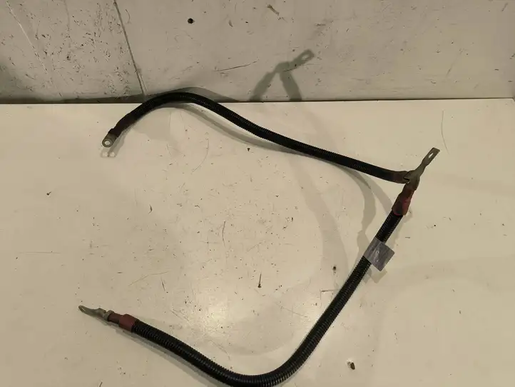 BMW 5 E60 E61 (2004 - 2010) 7543297 Плюсовой провод аккумулятора — фото 1
