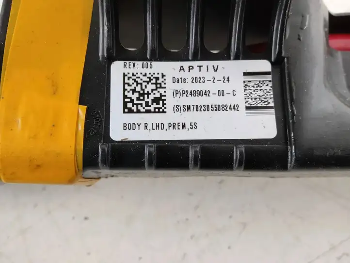 Tesla Model Y (2019 - 2024) 248904200C Прочая электропроводка — фото 8