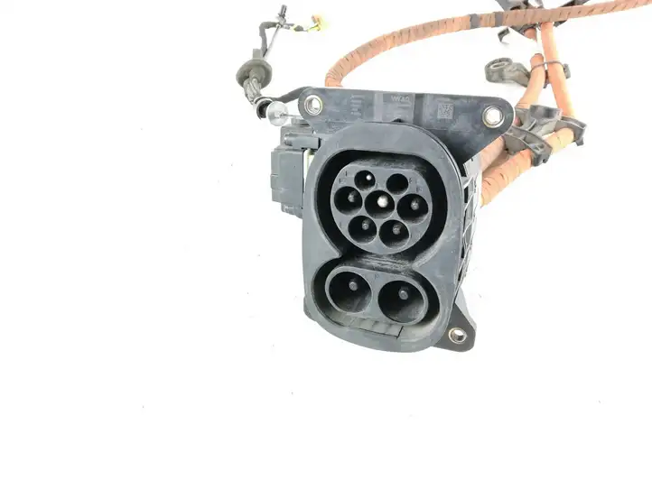 Volkswagen ID.3 (2019 - ) 1EA915563H Зарядный разъем электромобиля — фото 2