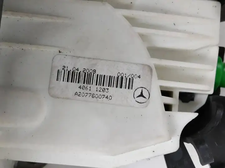 Mercedes-Benz E C207 W207 (2009 - 2017) A2077600740 Замок ручки двери — фото 6