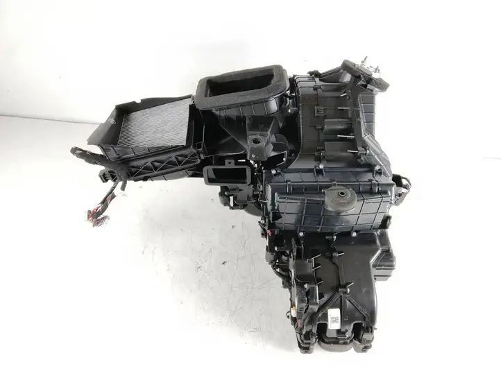 Tesla Model S (2021 - ) 168888800E Комплект системы вентиляции салона — фото 1