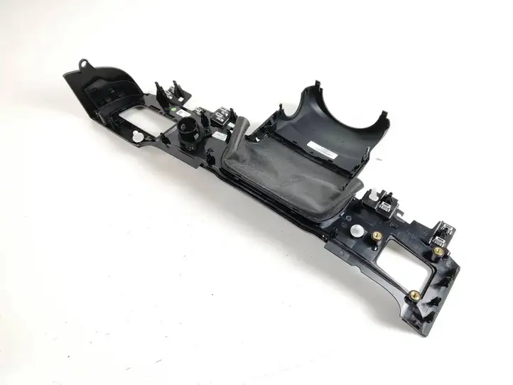 Porsche Taycan 9J1 (2019 - ) 9J1854397A Отделка внутренней панели салона — фото 4