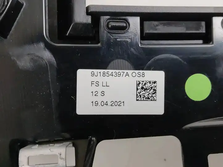 Porsche Taycan 9J1 (2019 - ) 9J1854397A Отделка внутренней панели салона — фото 5
