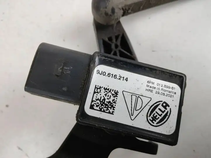 Porsche Taycan 9J1 (2019 - ) 9J0616214 Датчик высоты фар — фото 3