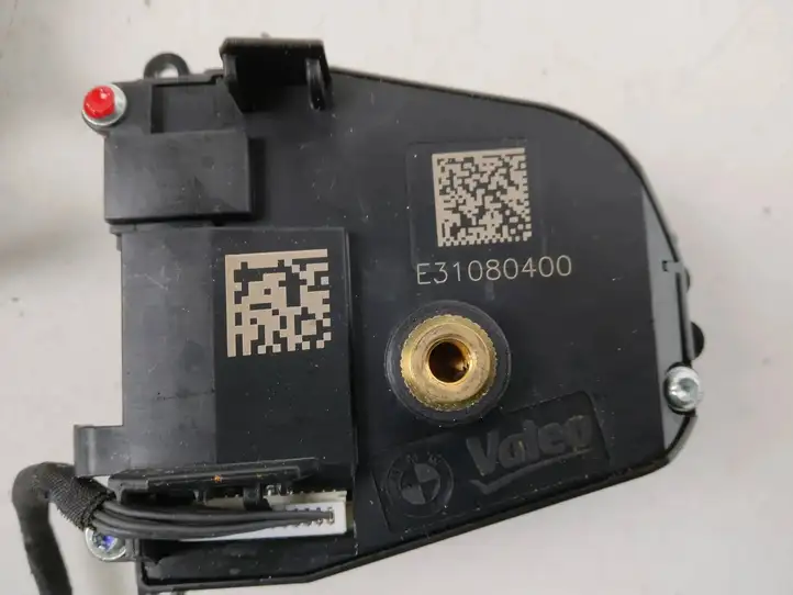 BMW 3 G20 G21 (2019 - ) E31080400 Кнопки на рулевом колесе — фото 4
