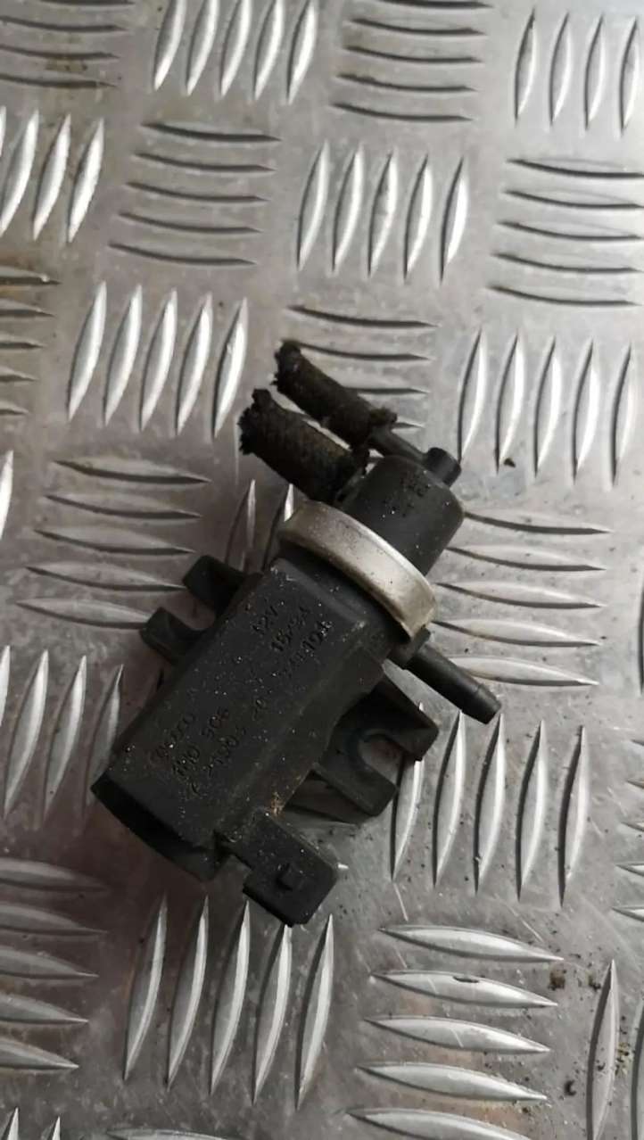 1h0906627 Volkswagen PASSAT B5 Solenoidinis vožtuvas