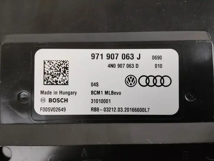 Porsche Taycan 9J1 (2019 - ) 971907063J Модуль комфорта — фото 5