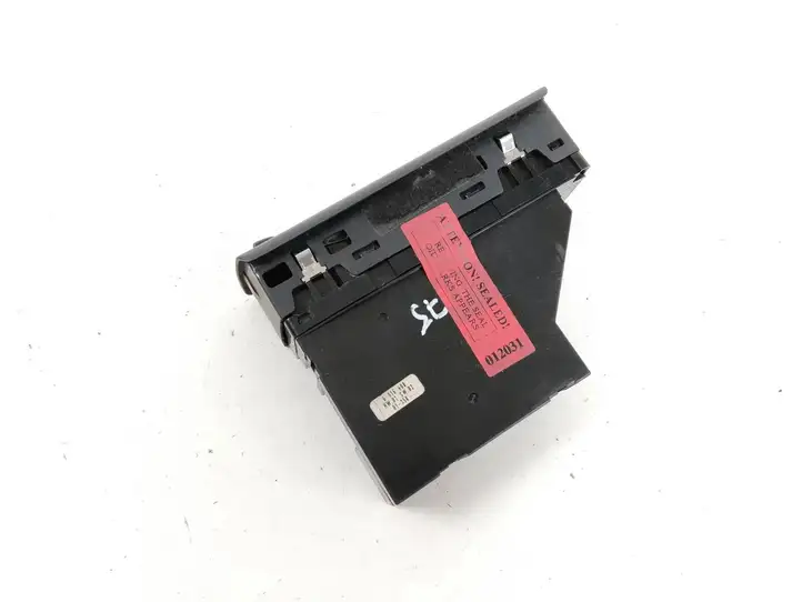 BMW X5 E53 (1999 - 2006) 6916600 Кнопка стеклоподъемников — фото 2
