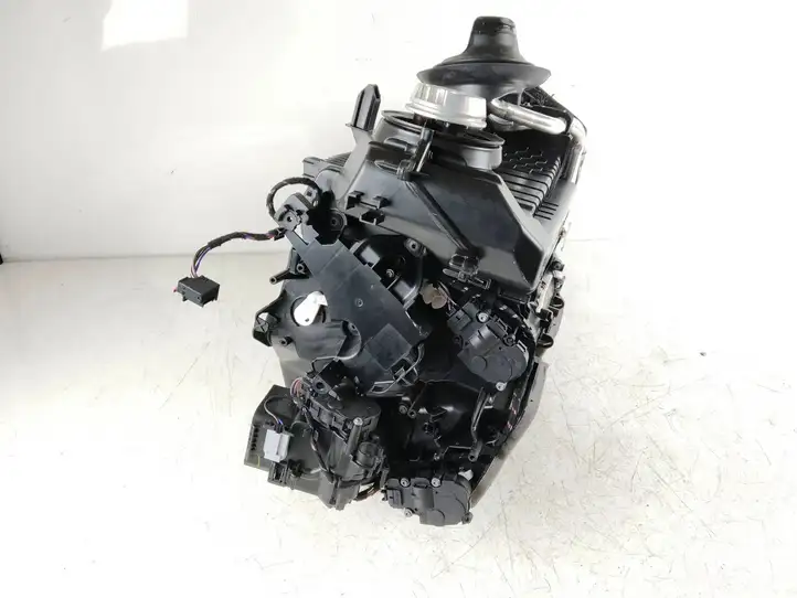 Porsche Taycan 9J1 (2019 - ) 9J1820005K Комплект системы вентиляции салона — фото 3