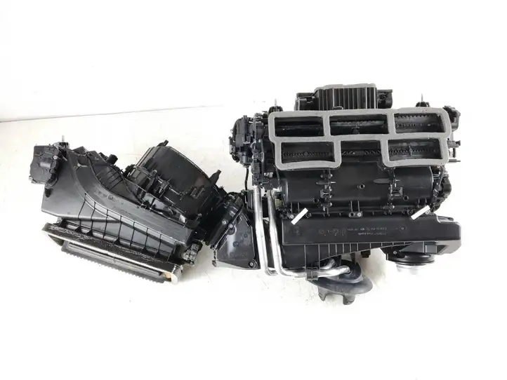 Porsche Taycan 9J1 (2019 - ) 9J1820005K Комплект системы вентиляции салона — фото 5