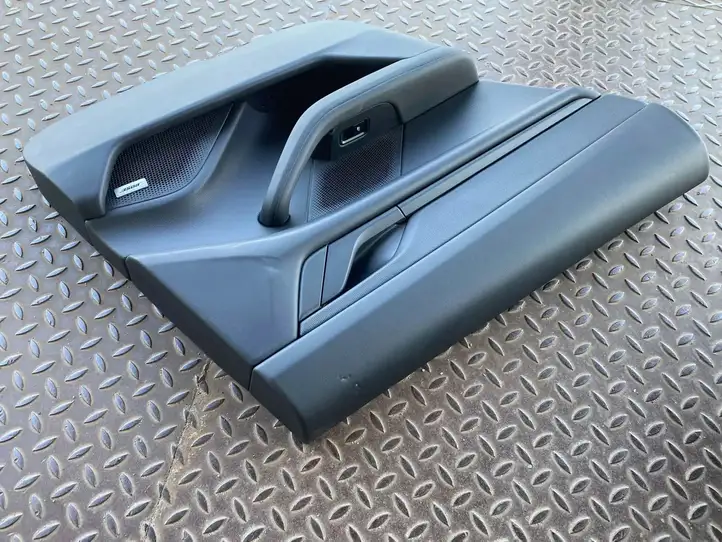 Porsche Taycan 9J1 (2019 - ) Комплект отделки дверей — фото 11