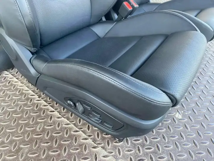 Porsche Taycan 9J1 (2019 - ) Комплект отделки дверей — фото 18