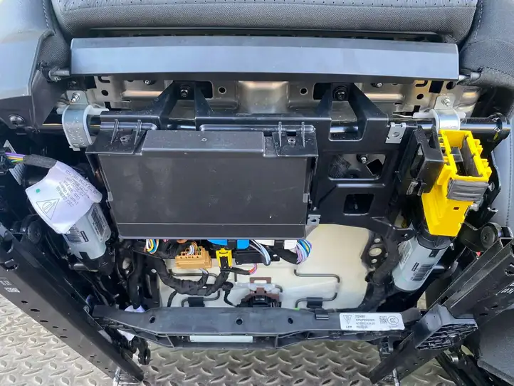 Porsche Taycan 9J1 (2019 - ) Комплект отделки дверей — фото 38