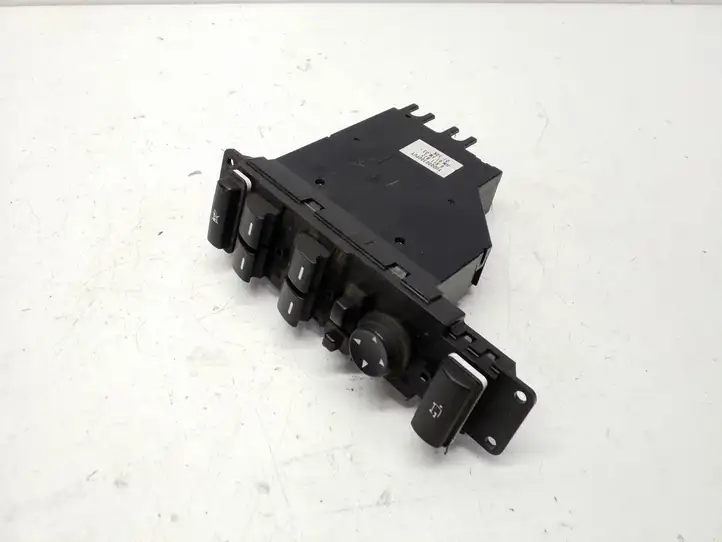 Land Rover Range Rover L322 (2002 - 2005) 6911872 Блок кнопок стеклоподъемников — фото 1