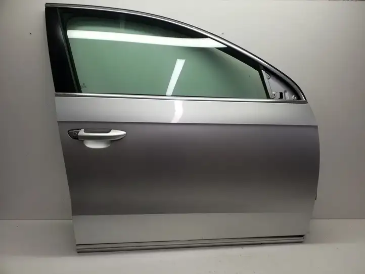Volkswagen PASSAT B7 (2011 - 2014) Дверь — фото 1