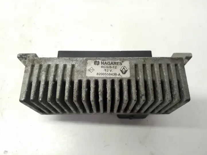 Nissan Juke I F15 (2010 - 2018) 8200558438A Реле накала свечей — фото 4