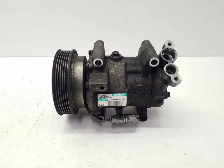 Nissan Juke I F15 (2010 - 2018) 92600AZ74A Компрессор (насос) кондиционера воздуха — фото 4