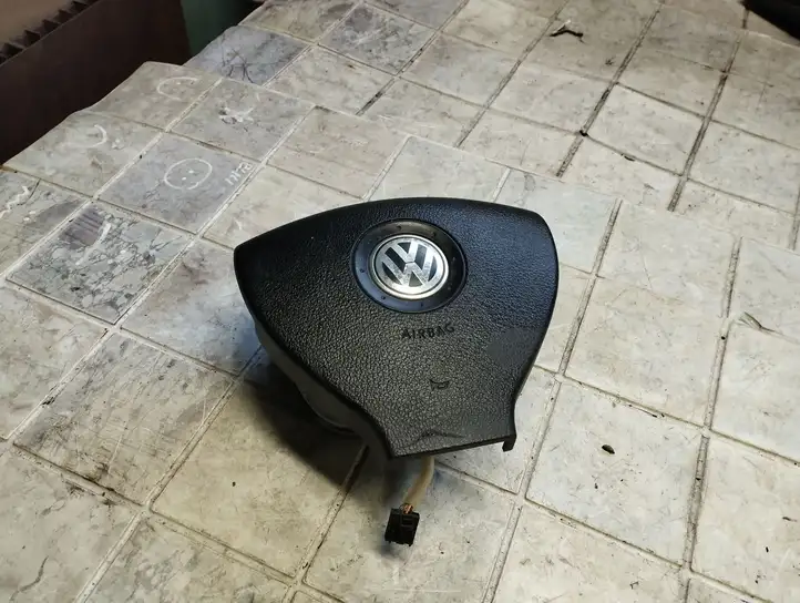 Volkswagen PASSAT B6 (2005 - 2010) 3C0880201AG Подушка безопасности руля — фото 1