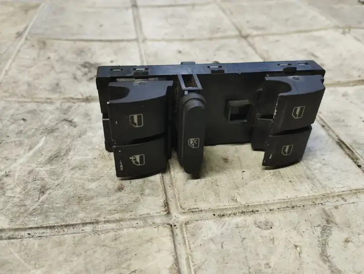 Volkswagen PASSAT B6 (2005 - 2010) 1K4959857A Блок кнопок стеклоподъемников — фото 5