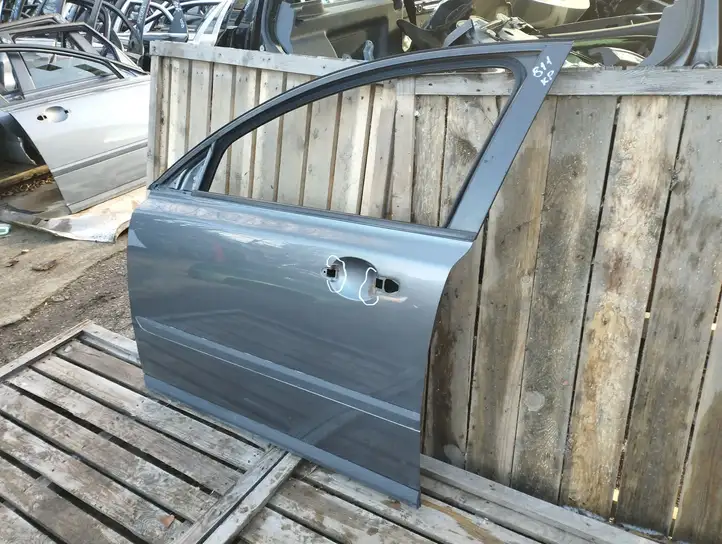 Volvo V50 (2004 - 2008) Дверь — фото 2