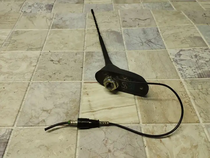 Peugeot 5008 (2009 - 2013) 966615438002 GPS антенна — фото 1