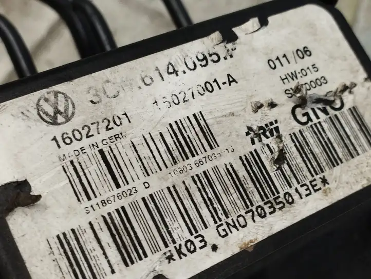 Volkswagen PASSAT B6 (2005 - 2010) 3C0614095P ABS блок — фото 6