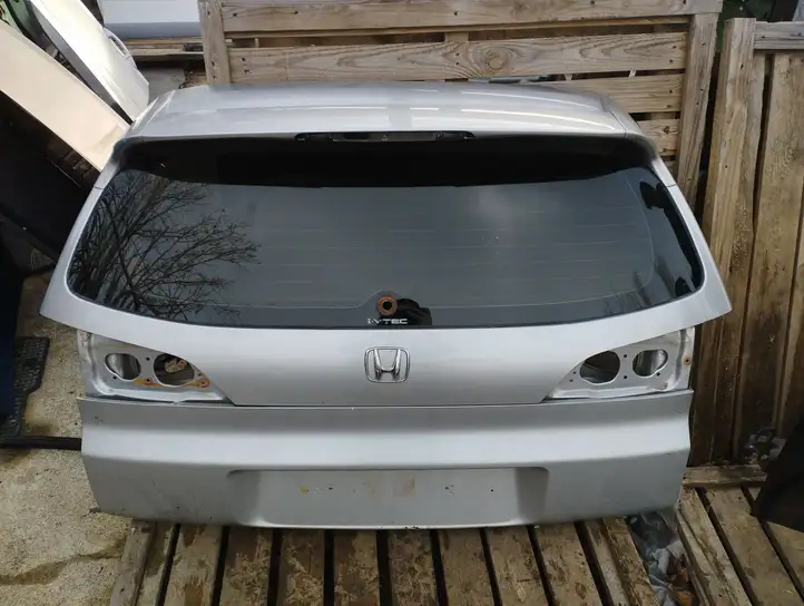 Honda Accord (2003 - 2007) Крышка багажника — фото 1
